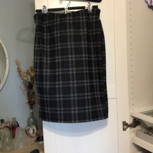 Fashion Nova plaid pencil skirt
